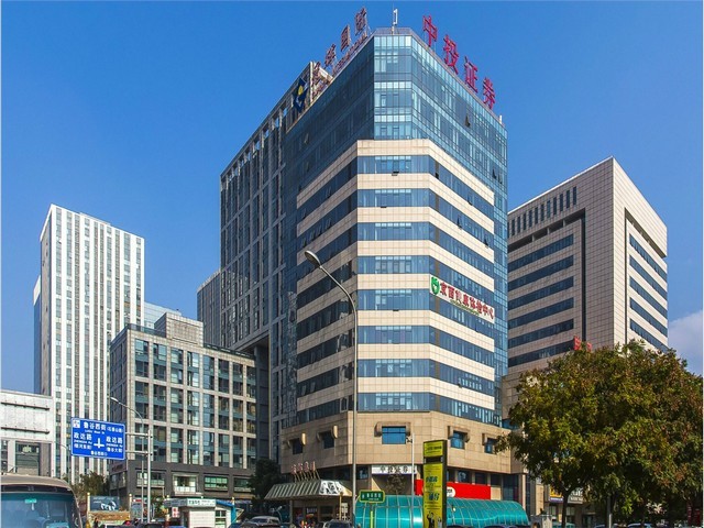 亚克力镜板哪家好