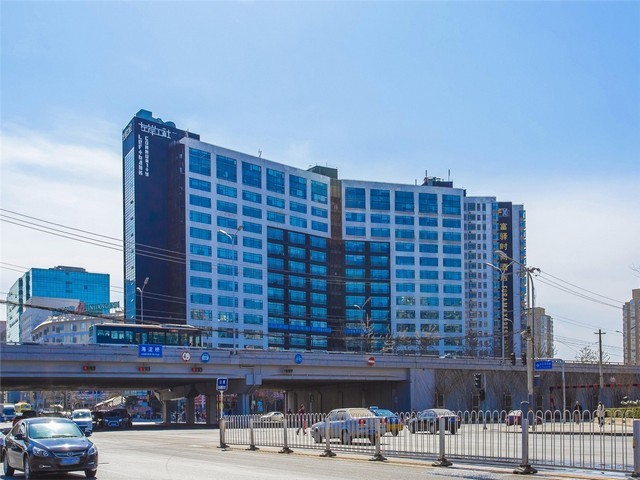 升降机多少价格